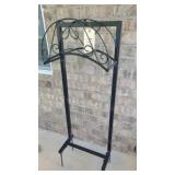 HOSE STAND