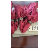 5 BURGUNDY NAPKINS,2 TABLECLOTHS