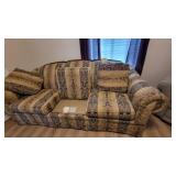 BROYHILL SOFA  7FT
