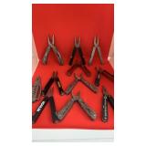 lot with 11 multi tool knives