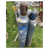 Oxygen tank, carbon dioxide tank