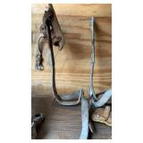 Lineman Climbing spikes, harness