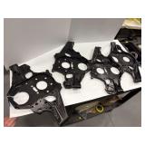 Grouping of R07 Engine Brackets