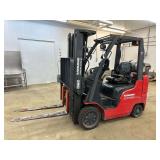 Raymond Model MCP1F2A25LV, 4400 lb Propane Fork Lift
