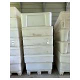 (5)Stacking Plastic Bins