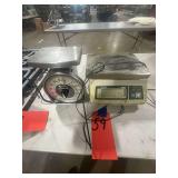 (2x) Scales. San Jamar Escali Scale and Cas SW-20 Scale