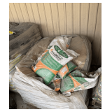 Howard AccuBlend Dry Fertilizer: Custom Formulation, 50 Lb. Bags
