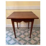 Wooden Table with Scalloped Apron and Tapered Legs
