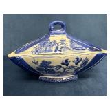 Chinese Blue and White Lidded Square Bowl for Deco
