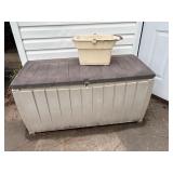 Plastic Storage Chest with Lid and Plastic Cleanin