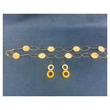 Necklace and Earrings Set with Shell and Metal Com