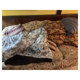 Six Matching Reversible Pillows and Two Blank