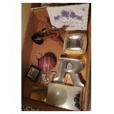 Box Lot of Miscellaneous Decor Items