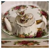 Royal Albert Old Country Roses Set