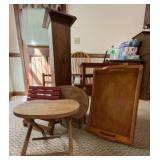 Wood Pedestal Stand 32ï¿½, Small Tables, Tray Lot