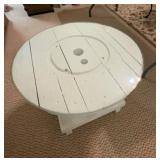 White Wood Button-Shaped Coffee Table 24"x21"