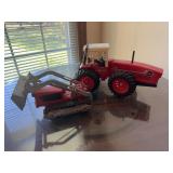 International 2+2 Tractor and Metal Loader Toys
