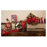 Christmas Decor Lot With Snowmen, Nativity, Wreath