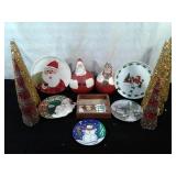 Christmas Plates & Decor