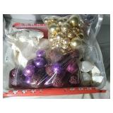 Assorted Ornaments Box