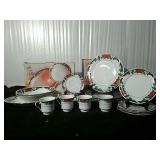 Tienshan Holiday China Set