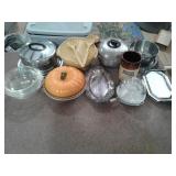 Pyrex & Kitchenware