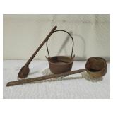 Vintage Cast Iron Smelting Set