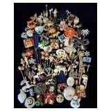 Vintage Ladies Pins & Pendants