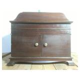 Antique Victrola Talking Machine