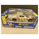 Revell Nascar # 24 Jeff Gordon Model Car Revell Nascar # 24 Jeff Gordon Model Car