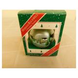 Hallmark 1984 Norman Rockwell Christmas bulb Hallmark 1984 Norman Rockwell Christmas bulb
