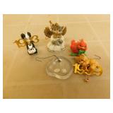 5 Decorative Christmas ornaments 5 Decorative Christmas ornaments