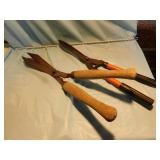 2 Garden Trimmers  Tested