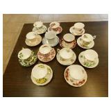 Collectable tea cups and saucers