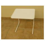 Adjustable tv table