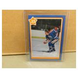 1982-83 Neilson Wayne Gretzky #23 Hockey Card