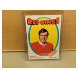 1971-72 OPC Mickey Redmond #102 Hockey Card