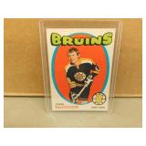 1971-72 OPC John McKenzie #82 Hockey Card