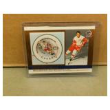 2003 Pacific Gordie Howe #2 Card / Stamp