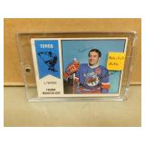 1974-75 OPC Frank Mahovlich #40 Autographed Card