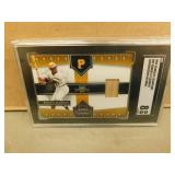 2005 Donruss Roberto Clemente #89 Graded Material