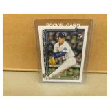 2025 Topps Roki Sasaki US199 Rookie Baseball Card