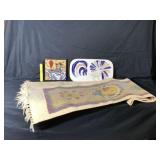 BOX LOT: NATIVE AMERICAN ITEMS - 2 TRIVETS,