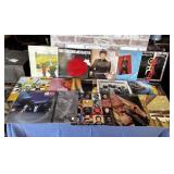 16 PCS ASSORTED VINTAGE RECORD ALBUMS / ASSORTED