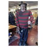 LIFE SIZE FREDDY KRUEGER MANNEQUIN