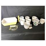 BOX LOT: 10 PCS VINTAGE MUGS, PYREX DISH,