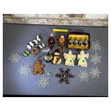 BOX LOT: 22 ASST. VINTAGE CHRISTMAS ORNAMENTS