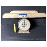 VINTAGE "JAY BEE" INFANT SCALE