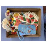 BOX LOT: CHRISTMAS FABRIC, FABRIC WINE GIFT BAG