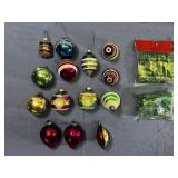 BOX LOT: VINTAGE GLASS CHRISTMAS ORNAMENTS